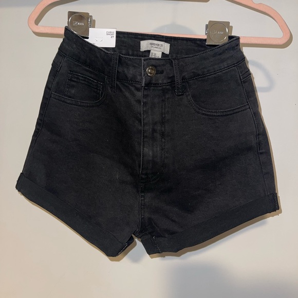 Forever 21 Pants - NWT Black high waisted jean shorts